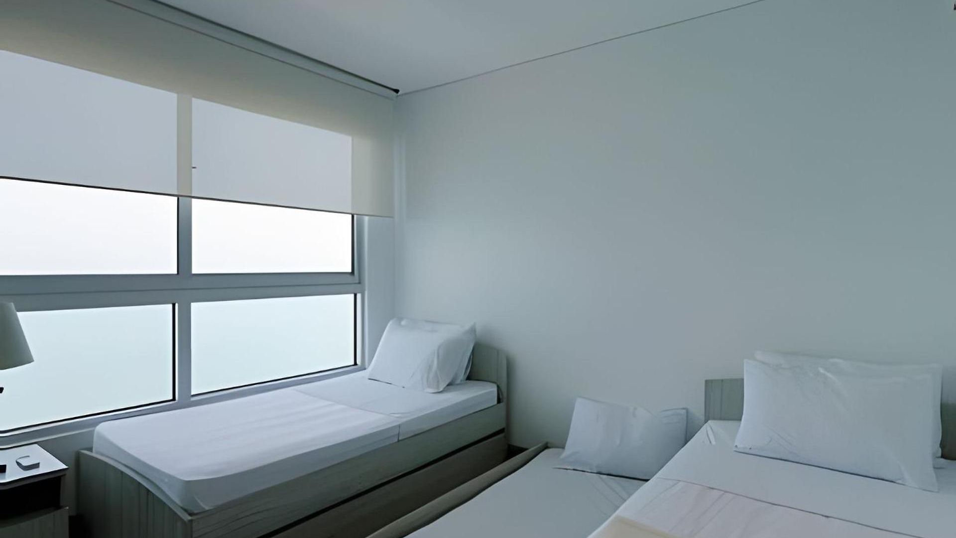 Laurdhomes Lujoso Apto Piso 28 Frente Al Mar, 2bth *