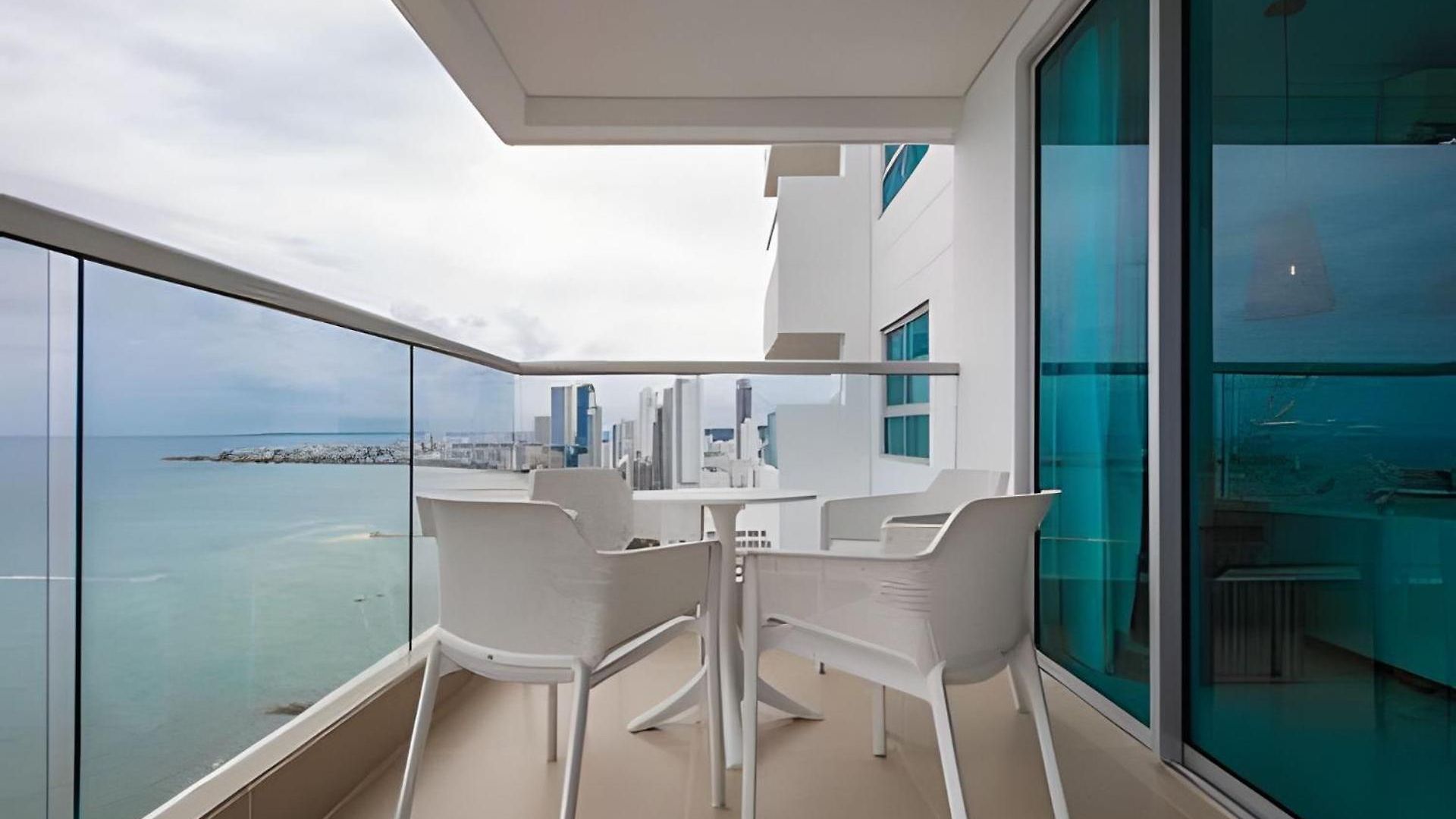 Laurdhomes Lujoso Apto Piso 28 Frente Al Mar, 2bth * Cartagena