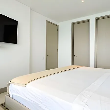 Laurdhomes Lujoso Apto Piso 28 Frente Al Mar, 2bth Apartamento *