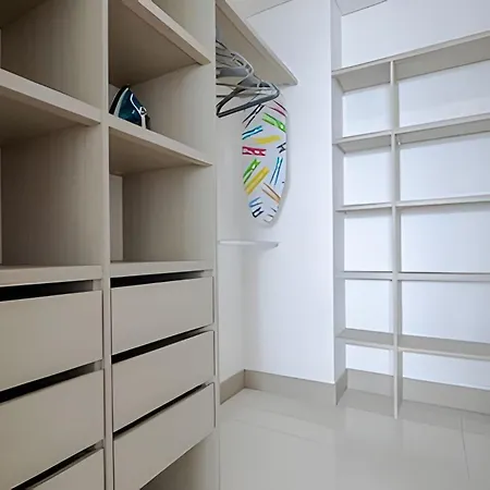 Apartamento Laurdhomes Lujoso Apto Piso 28 Frente Al Mar, 2bth Cartagena