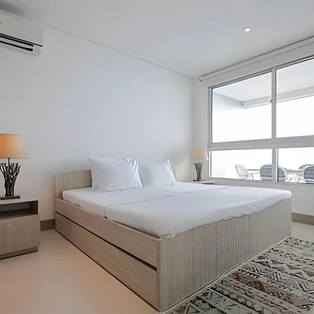 Laurdhomes Lujoso Apto Piso 28 Frente Al Mar, 2bth Apartamento *