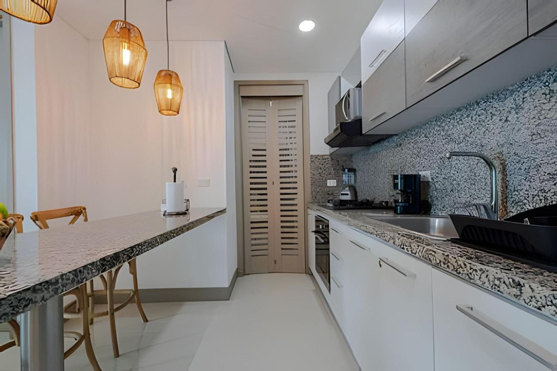 Apartamento Laurdhomes Lujoso Apto Piso 28 Frente Al Mar, 2bth