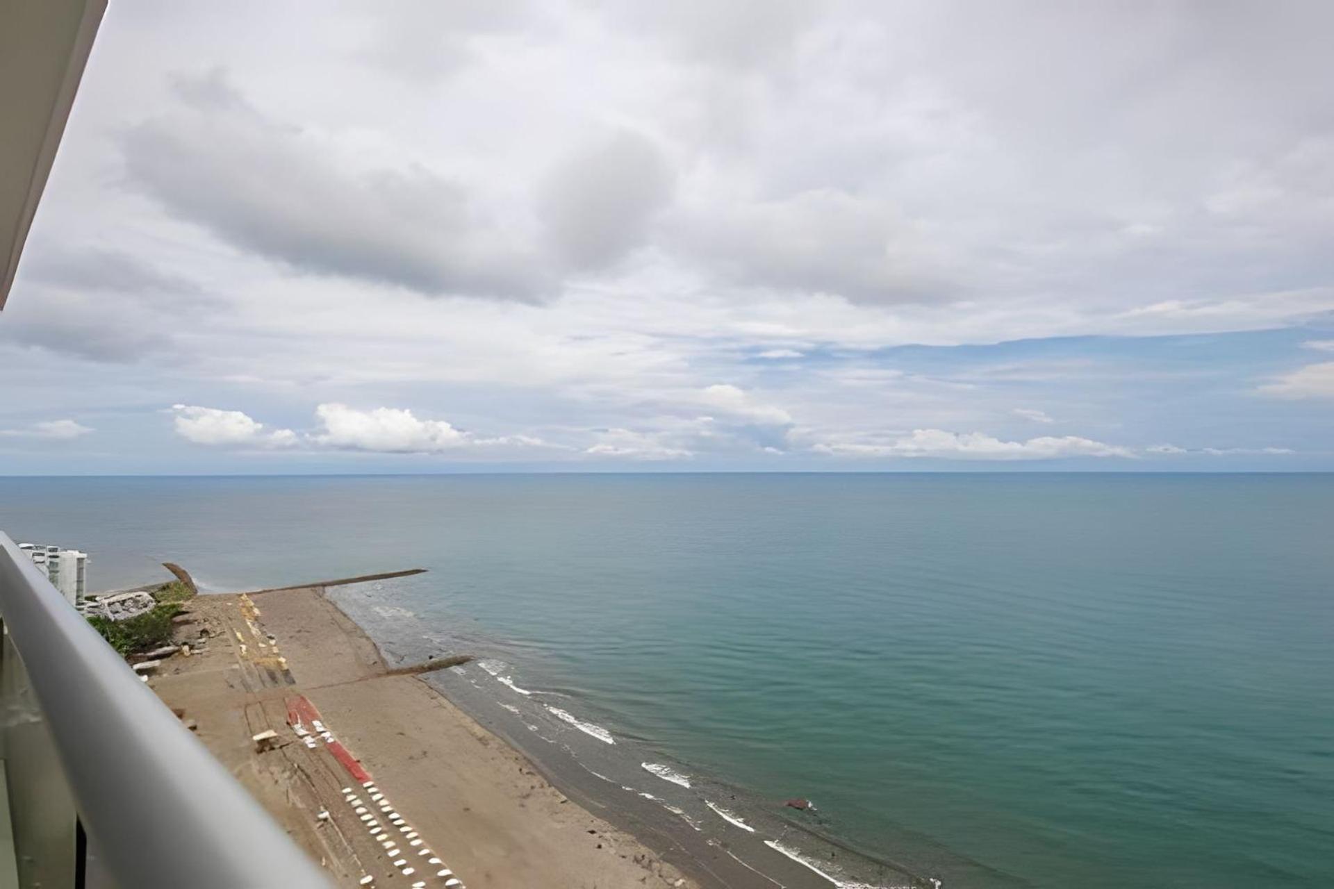 Laurdhomes Lujoso Apto Piso 28 Frente Al Mar, 2bth Apartamento *